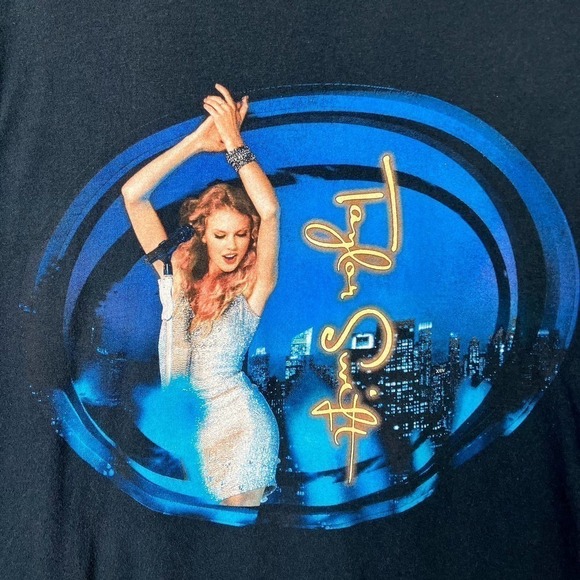 Taylor Swift Speak Now World Tour 2011 Black Graphic Concert T-Shirt Sz M Gildan - Picture 2 of 16